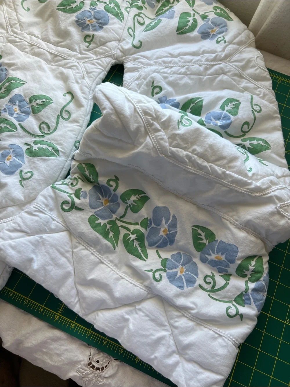 Handmade antique vintage quilt pants size small /medium - Picture 3 of 3